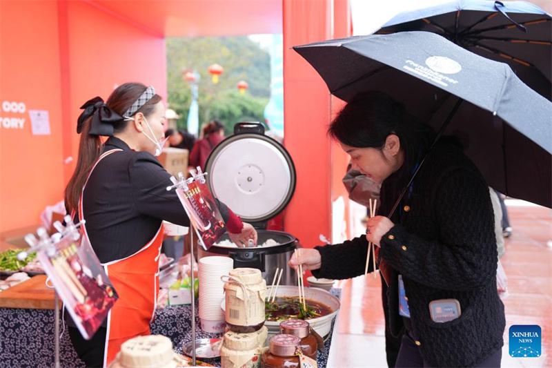 Sichuan : ouverture de la 8e Conférence mondiale de la cuisine du Sichuan à Leshan