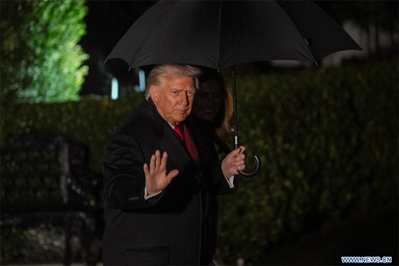 Trump envoie son émissaire à Moscou dans l'espoir de finaliser le plan de paix en Ukraine