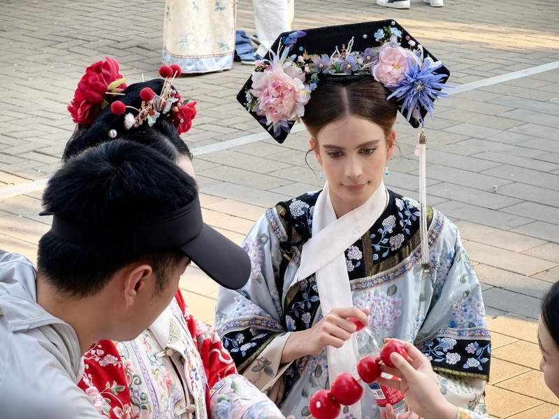 Derrière la frénésie du Hanfu chez les touristes étrangers en Chine