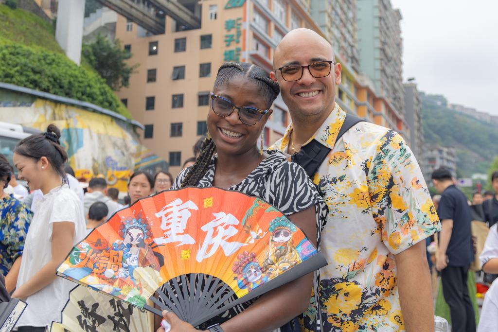 (Huang  Wei/Xinhua）