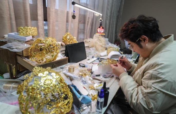 Zhejiang : un village d'art contribue à promouvoir la revitalisation rurale à Kuangyan