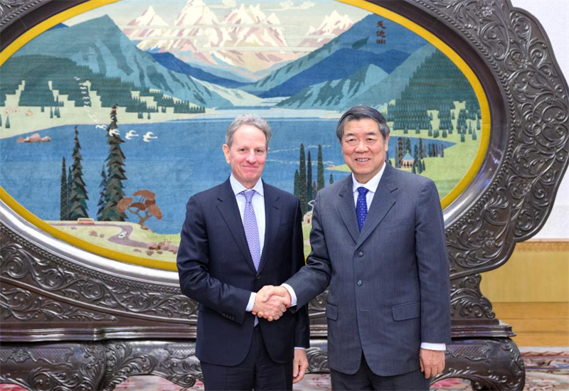 La Chine encourage les entreprises étrangères et le capital à long terme à continuer à accroitre les investissements en Chine