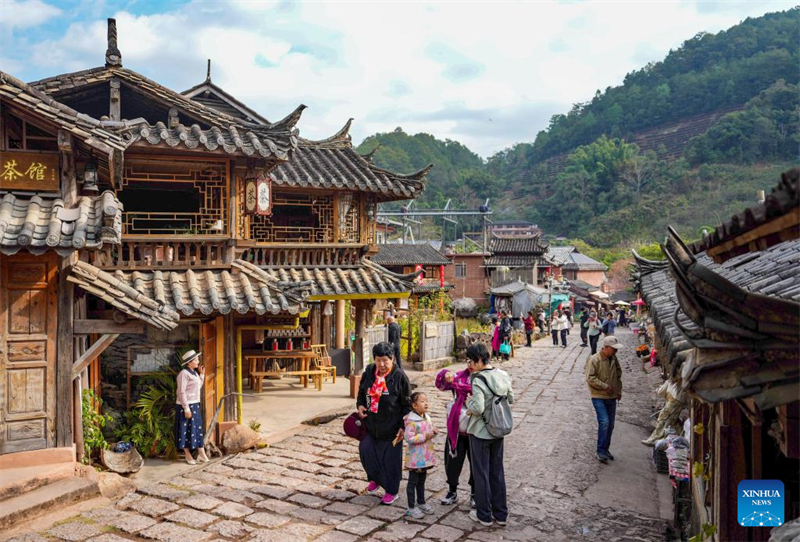 Yunnan : le village de Nakeli devient une destination touristique hivernale populaire