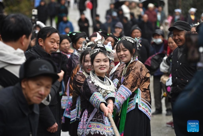 Guangxi : les membres de l'ethnie Miao célèbrent leur Nouvel An traditionnel à Rongshui