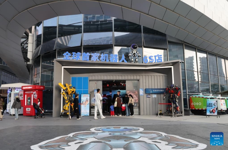 Guangdong : Shenzhen apporte une technologie de pointe aux consommateurs avec de nouveaux scénarios de vente au détail