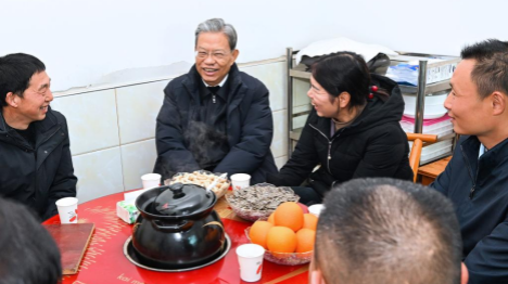 Le plus haut législateur chinois appelle à faire progresser le travail des assemblées populaires conformément aux priorités du Parti et de l'Etat