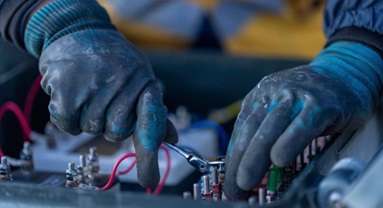 Xizang : histoire en photos des travailleurs de la plus haute section de maintenance des signaux ferroviaires au monde