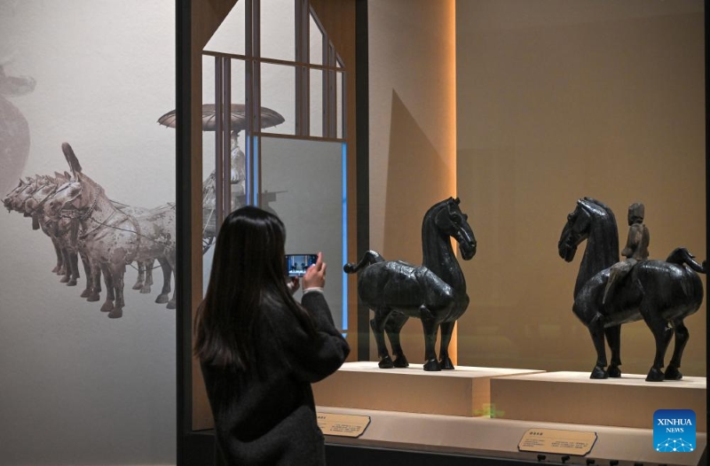 Ouverture d'une exposition sur le thème de l'Année du Cheval du zodiaque chinois à Beijing