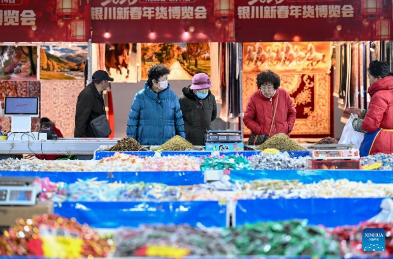 Les préparatifs pour la Fête du Printemps sont en cours dans toute la Chine