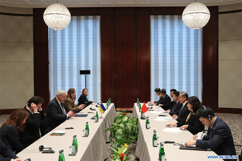 Les relations sino-ukrainiennes doivent maintenir un développement stable et sain