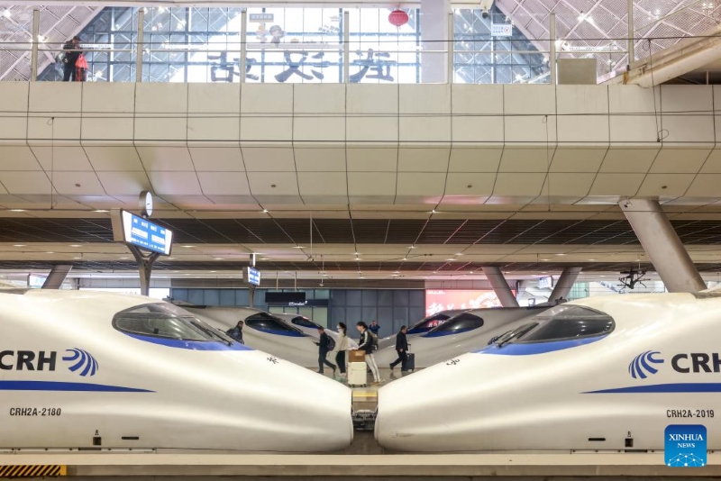 Les chemins de fer chinois se préparent à affronter le pic maximal des retours des vacances de la fête du Printemps