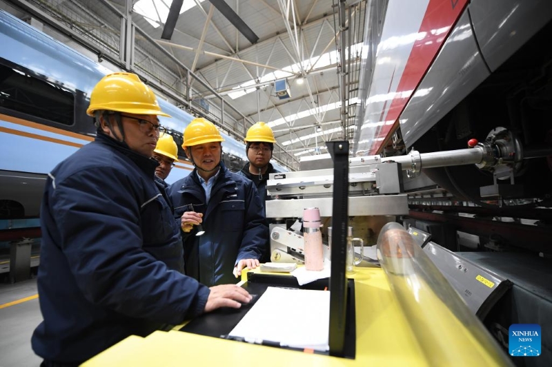 Shaanxi : un technicien de train chevronné se dévoue au développement de la main-d'œuvre qualifiée