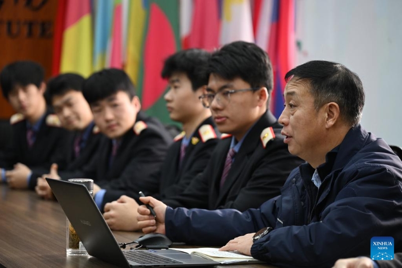 Shaanxi : un technicien de train chevronné se dévoue au développement de la main-d'œuvre qualifiée