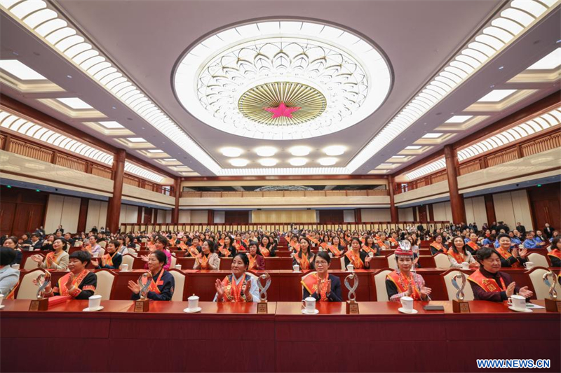 Chine : des femmes modèles à l'honneur à Beijing