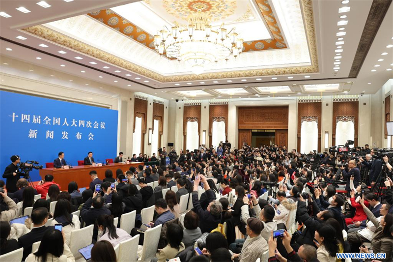 L'organe législatif national chinois organise une conférence de presse avant sa session annuelle