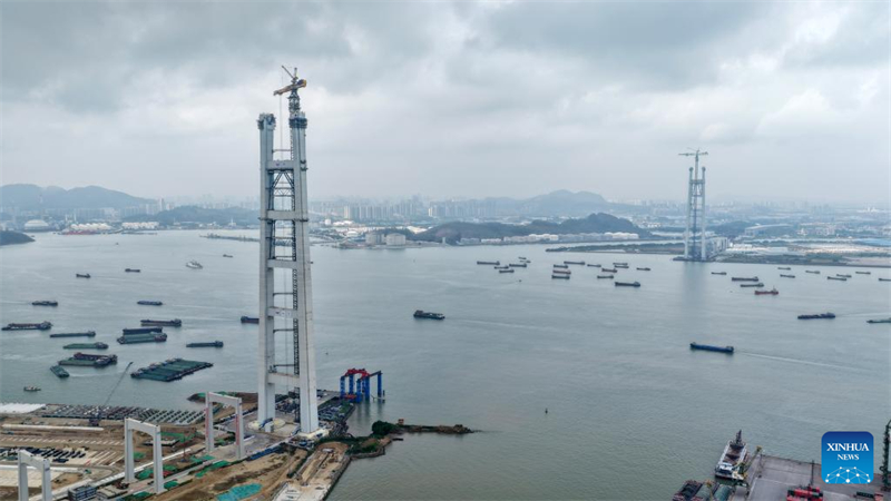 Guangdong : les travaux du grand pont de Shiziyang se poursuivent