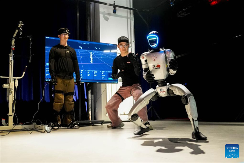 En photos : des robots humanoïdes formés à l'« École des Robots » de Beijing