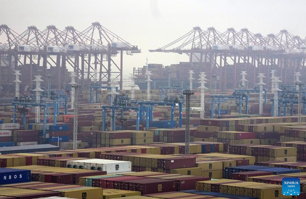 Zhejiang : le port de Ningbo-Zhoushan enregistre une forte augmentation du débit de conteneurs