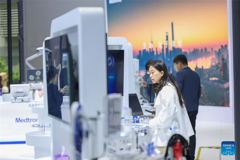 Chongqing : ouverture de la Conférence et de l'Exposition des équipements médicaux de Chine 2026