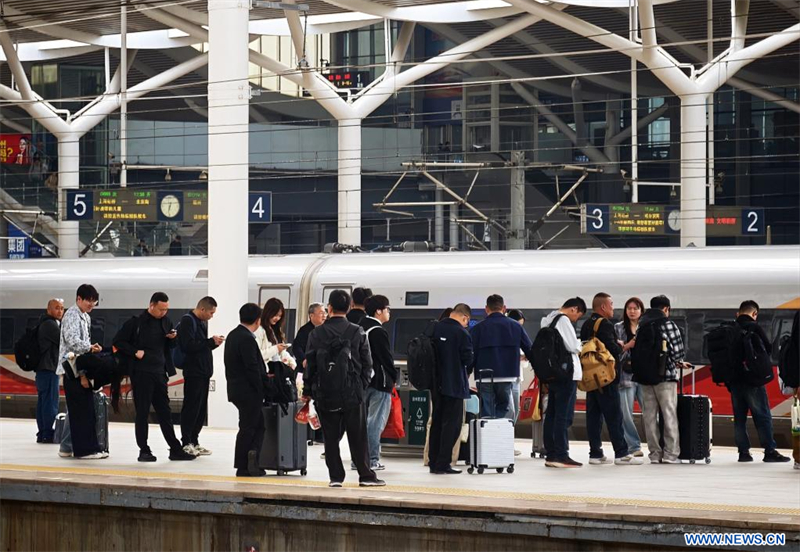 La Chine enregistre plus de 845 millions de voyages de passagers pendant les congés de la fête de Qingming