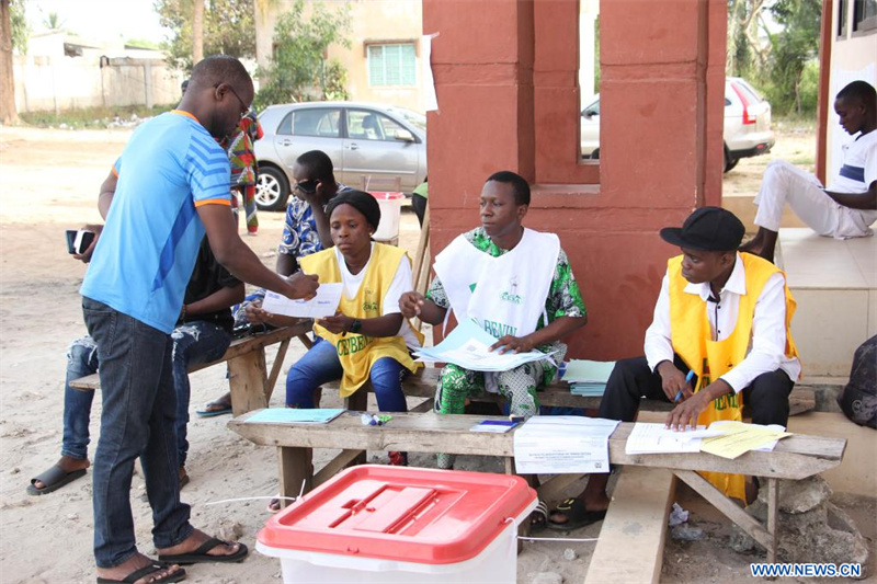 Au Bénin, le vote débute pour l'élection présidentielle