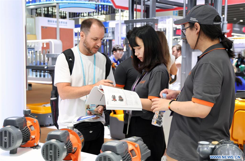 La Foire de Canton ouvre ses portes avec une participation sans précédent
