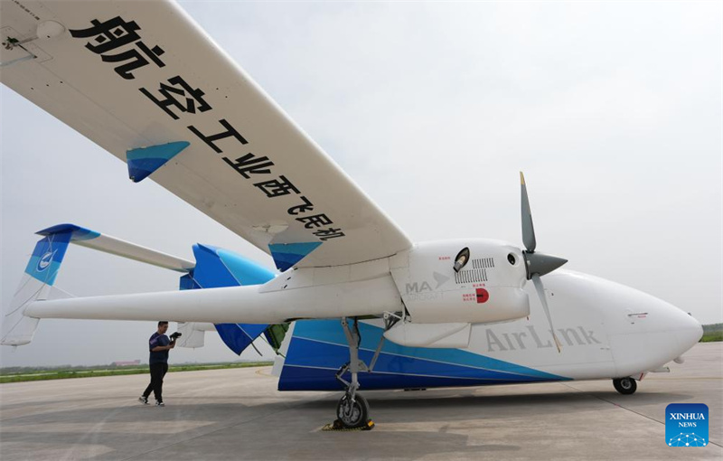 Shaanxi : le système d'avion cargo commercial autonome chinois HH-200 a effectué son vol inaugural à Pucheng