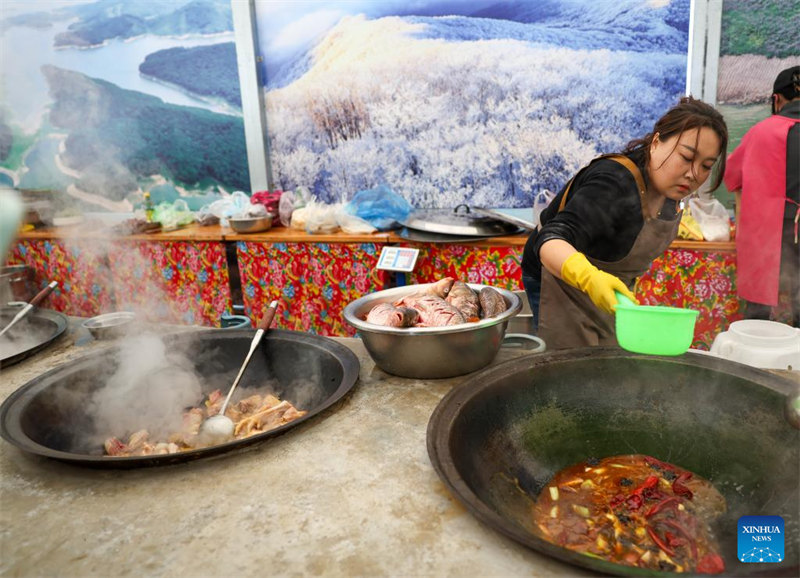 Jilin : ouverture d'un festival culinaire à base de poisson « Kaijiang »