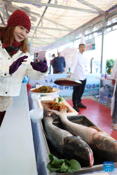 Jilin : ouverture d'un festival culinaire à base de poisson « Kaijiang »