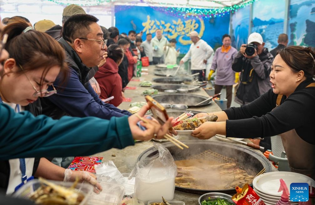 Jilin : ouverture d'un festival culinaire à base de poisson « Kaijiang »