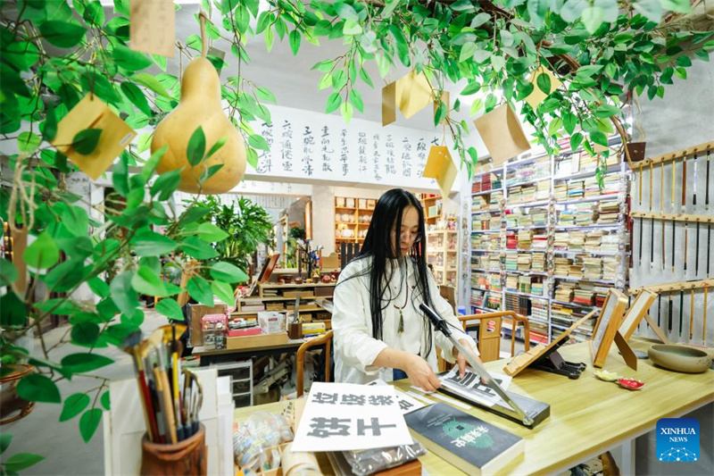 Jilin : une librairie de vieux quartier de Changchun devient un havre pour les amoureux des livres