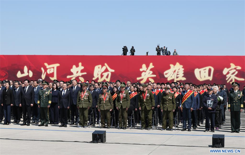 Les dépouilles de 12 martyrs chinois tombés pendant la guerre de Corée rapatriées depuis la République de Corée