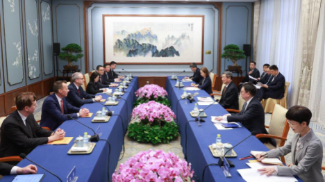 La Chine encourage davantage d'entreprises à capitaux américains à approfondir la coopération mutuellement bénéfique