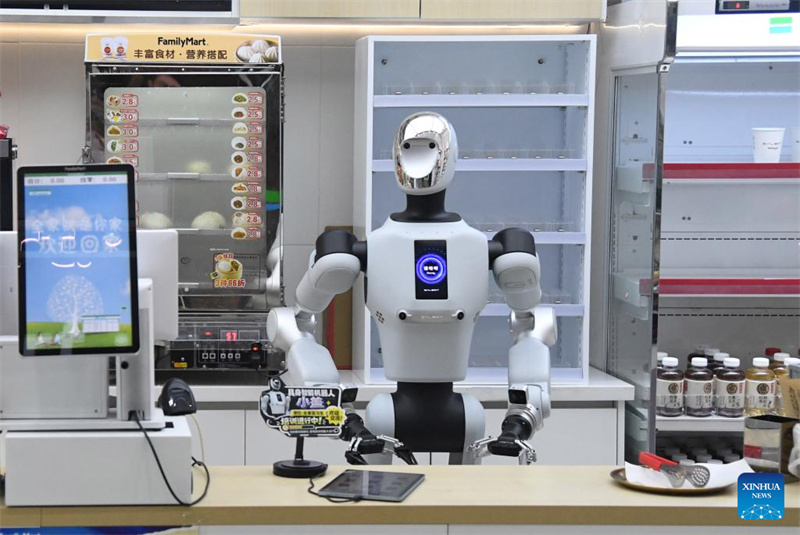 Beijing : un robot humanoïde déployé dans une supérette