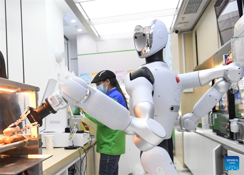 Beijing : un robot humanoïde déployé dans une supérette