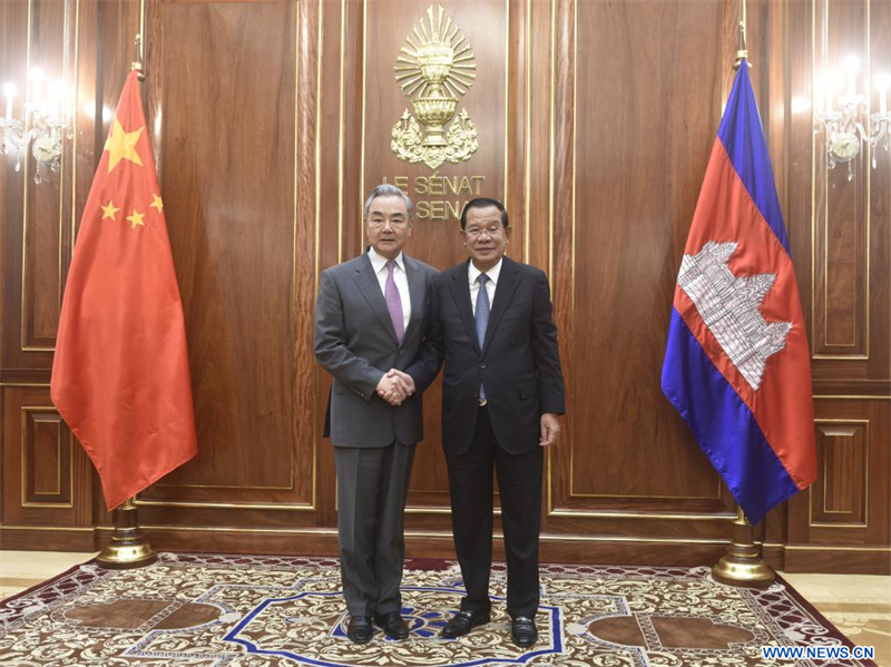 Le chef d'Etat par intérim du Cambodge rencontre le MAE chinois