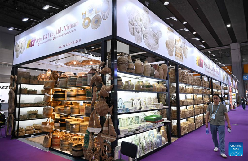 Guangdong : coup d'envoi de la deuxième phase de la 139e Foire de Canton