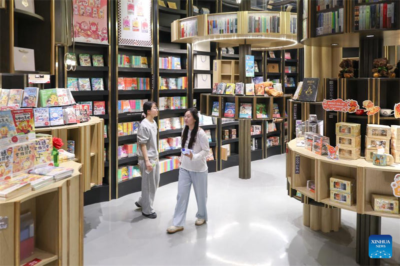 Jilin : les librairies traditionnelles de Changchun se transforment en espaces de lecture innovants