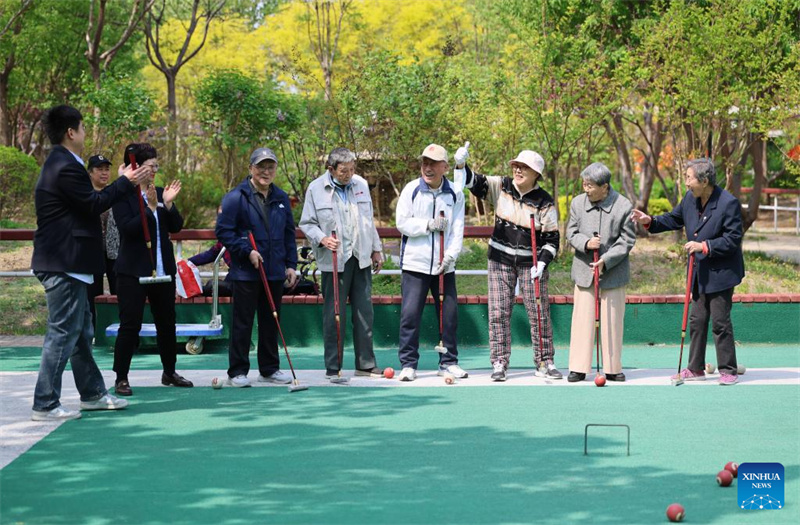 En photos : un centre de soins pour personnes âgées à Tianjin