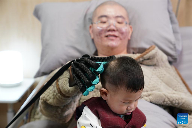 Jiangxi : l'hôpital de Nanchang réalise avec succès l'exploitation clinique du système d'interface cerveau-ordinateur « Triple-F »