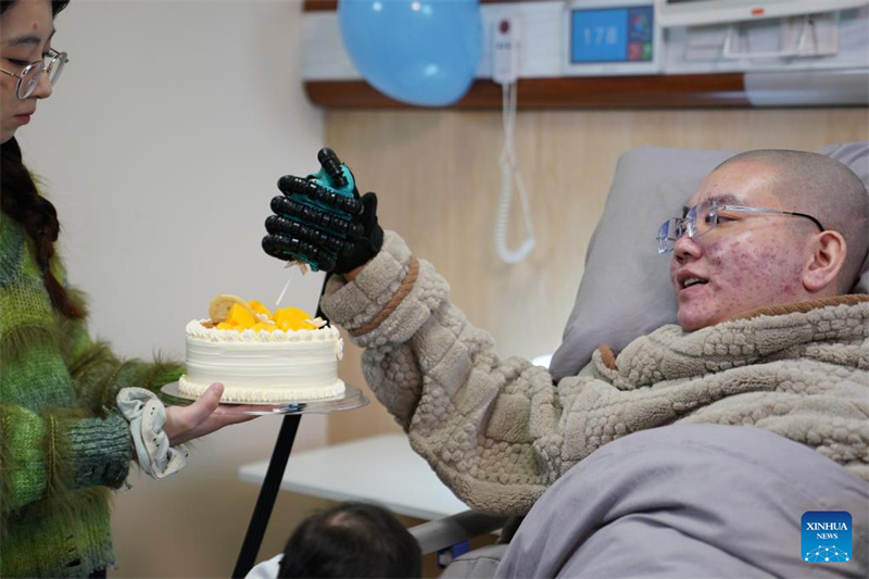 Jiangxi : l'hôpital de Nanchang réalise avec succès l'exploitation clinique du système d'interface cerveau-ordinateur « Triple-F »