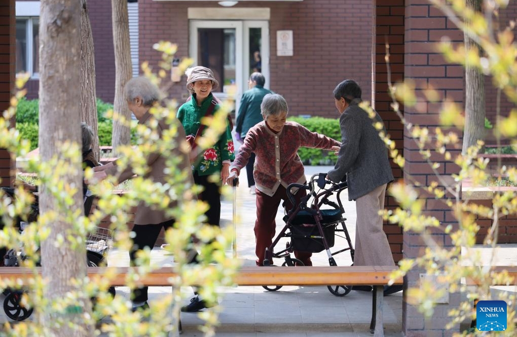 En photos : un centre de soins pour personnes âgées à Tianjin