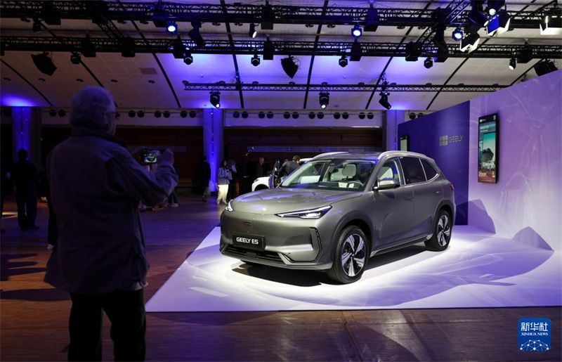 Deux modèles de véhicules Geely lancés sur le marché français