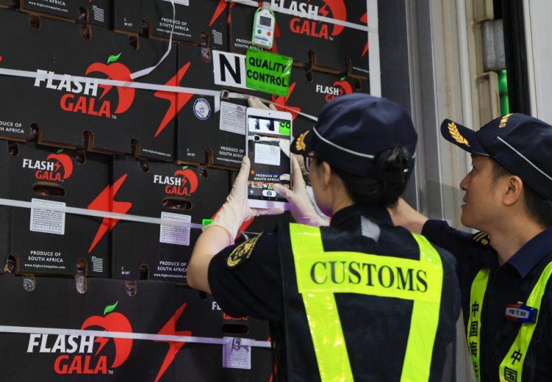 La Chine dédouane le premier lot de marchandises importées dans le cadre de la politique élargie de droits de douane nuls pour les produits africains