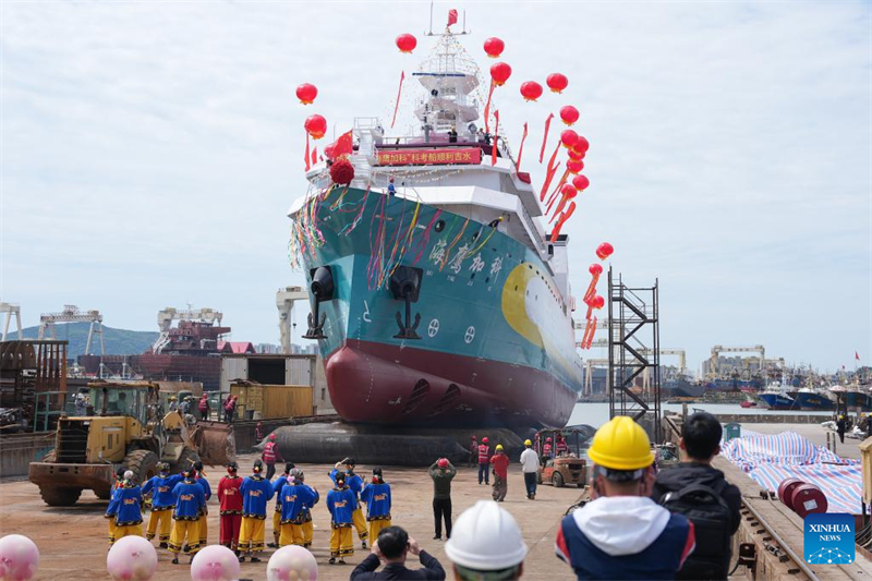 Zhejiang : lancement du premier navire de recherche scientifique chinois financé par le secteur privé à Wenling