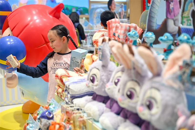 Chine : consommation de jouets tendance et de collection