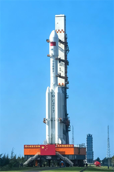 Le vaisseau cargo chinois Tianzhou-10 acheminé vers le site de lancement