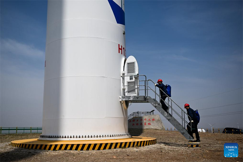Mongolie intérieure : le développement de l'industrie des énergies nouvelles dans la bannière de Zhenglan