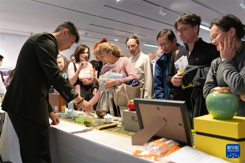 L'événement « Salon culturel : le thé harmonise le monde » organisé en Allemagne