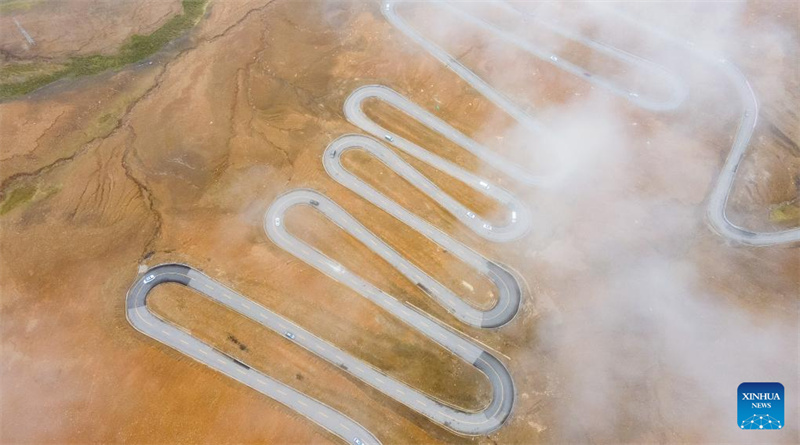 Xizang : un réseau de transport amélioré renforce l'accessibilité